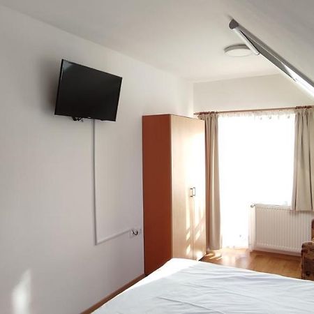 Olt-Part Vendeghaz Hotel Бъйле Тушнад Екстериор снимка