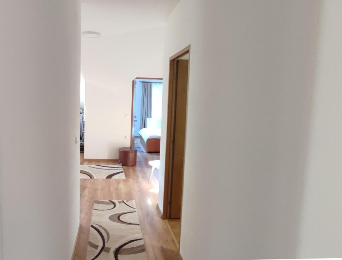 Olt-Part Vendeghaz Hotel Бъйле Тушнад Екстериор снимка