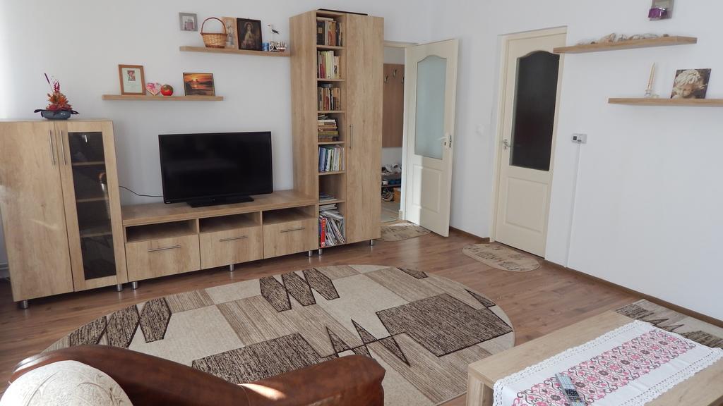 Olt-Part Vendeghaz Hotel Бъйле Тушнад Екстериор снимка